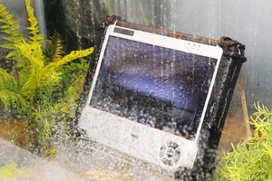 Tablet Przemysłowy - Clevo T890M v.1