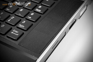 Notebook - Style Note Clevo W880CU .v2