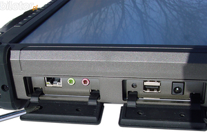 Industrial Winmate R12IS8M-RTM7GP