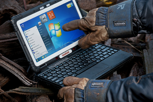 Laptop przemysłowy - Algiz XRW (3G)