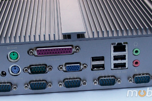 Industrial Fanless MiniPC IBOX-1037uA-RS422/485