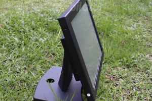 Wytrzymały monitor dotykowy odporny na pył i kurz