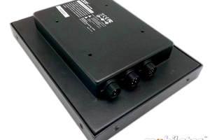 Monitor dotykowy przystosowany do środowisk fabrycznych