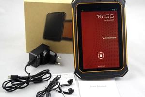 Tablet  na warunki zewnętrzne przemysłowy dla pracowników terenowych Bezwentylatorowy  wzmocniony Terminal mobilny   do pracy w terenie  MobiPad P110