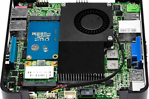 Przemysłowy Fanless MiniPC mBOX Nuc Q107N-02 v.Barebone
