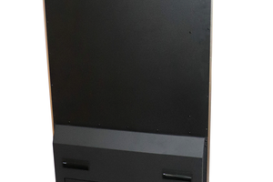 Monitor Digital Signage z funkcją zdalnego zarządzania