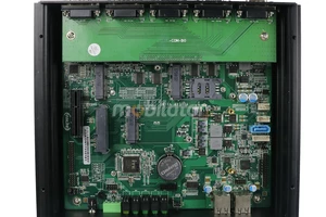 Mały komputer z obudową IP65