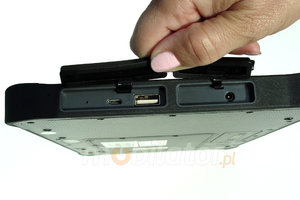 Proof Rugged Industrial Tablet with a built-in 2D barcode reader Android 7.0 MobiPad TSS1011 v.2