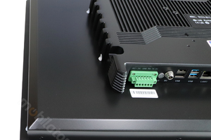 Przemysłowy panel PC z metalową obudową