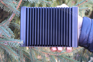 Resilient industrial mini computer with passive cooling IBOX-501 N15 i3-6100U v.2