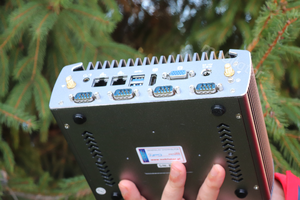 IBOX-601 v.2 - A modern, robust industrial computer with passive cooling