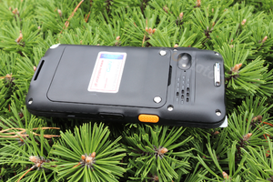 Przenośny skaner kodów Przemysłowy terminal danych z normą odporności IP67 Dotykowy Wytrzymały energooszczędny MobiPad V77 