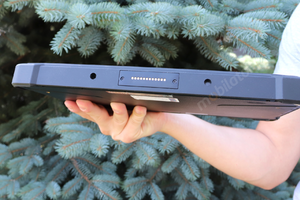 Emdoor I11H v.6 - Shockproof 10-inch tablet with NFC, 4G and Windows 10 Home, 1D MOTO code reader, Bluetooth 4.2, 4GB RAM memory and 64GB disk 