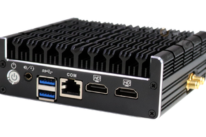 Bezwentylatorowy komputer do pracy ciągłej