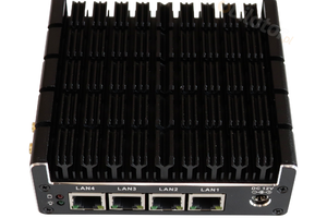  Komputer przemysłowy do sterowania maszynami