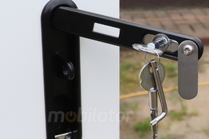 totem 43 cale 4K z dotykowym ekranem, normą odporności IP65 i systemem sterującym online Wodoszczelny kiosk reklamowy Wandaloodporny totem zewnętrzny NoMobi Trex 43