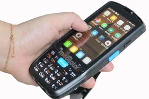 Wzmocniony terminal mobilny do pracy w terenie