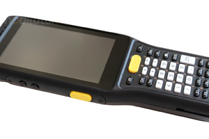 Wzmocniony smartfon  kolektor danych z modułem NFC odporny na niskie i wysokie temperatury Chainway C61-V4