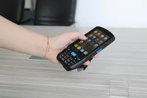 MobiPAD 7F – solidny kolektor danych z wydajnym procesorem 8 rdzeni, skanerem kodów 2D, Wifi i Bluetooth, norma IP67, wzmocniona obudowa, 4 calowy ekran dotykowy