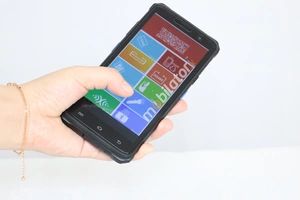 MobiPAD F2 – odporny na kurz i wodę terminal danych z normą IP67, skanerem kodów 2D, opcjonalnym NFC, wydajny 8-rdzeniowy procesor, 4GB RAM i 64GB ROM