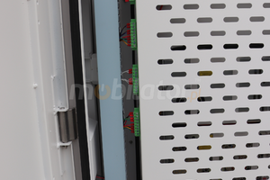 totem informacyjny dla kin panel reklamowy pracujący w niskich i wysokich temperaturach Infokiosk z normą odporności IP  NoMobi Trex Hi65W