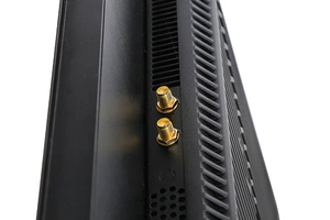 BiBox 19-I58 v.3 - Industrial 19-inch IP65 front panel PC, Intel Core i5-8250U, 8GB RAM, 256GB SSD, dual RS232, RJ45 x2 - For railways and rail transport