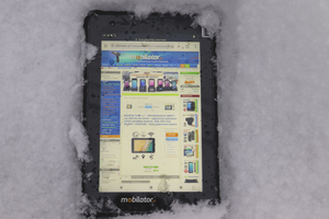 Tablet odporny na niskie i wysokie temperatury