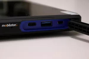 Tablet odporny na niskie i wysokie temperatury