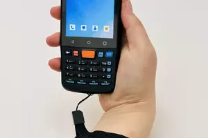 Komfortowy w użytkowaniu kolektor danych z Bluetooth i GPS