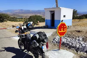 Wytrzymały tablet z ośmio rdzeniowym procesorem