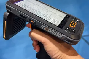 Kolektory danych MobiPAD HS7000N do zarządzania magazynem z NFC