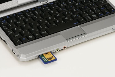 UMPC - Vye mini-v S18 PB