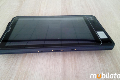 Wodoszczelny 10-cio calowy Tablet Przemysłowy z normą IP68 MobiPad LRQ3001 (Android)