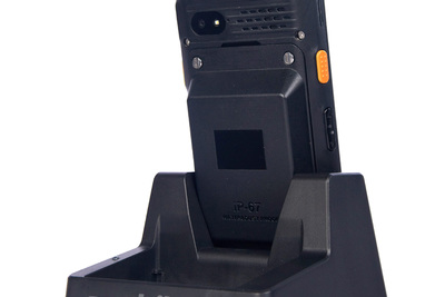 Terminal kodów kreskowych z normą wodoszczelności i  normą pyłoszczelności z  NFC oraz skanerem 2D  MobiPad V77