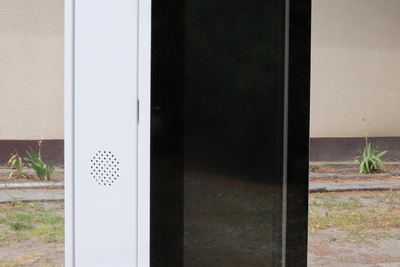 wodoodporny totem wolnostojący dobrej jakości cichy NoMobi Trex Hi55