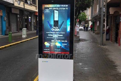 infokiosk zewnętrzny specjalistyczny dobrej jakości NoMobi Trex Hi55W