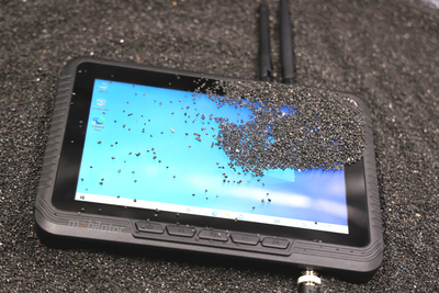 Emdoor V80J Odporny na upadki tablet do użytku w pojazdach wojkowych