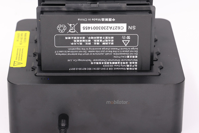 Emdoor Q885M - Stacja ładująca poczwórna