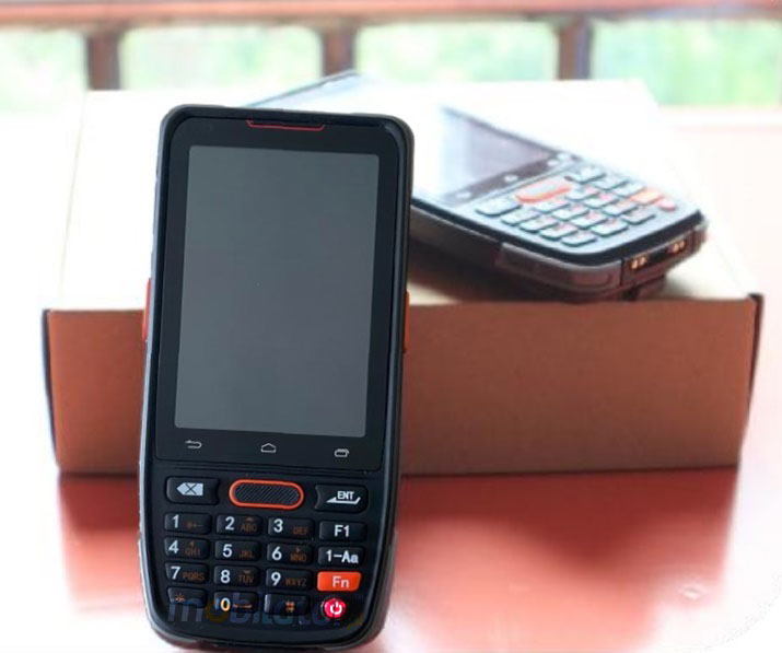 mobilny i przenony kolektor danych Senter ST917M z wielozadaniowym interfejsem